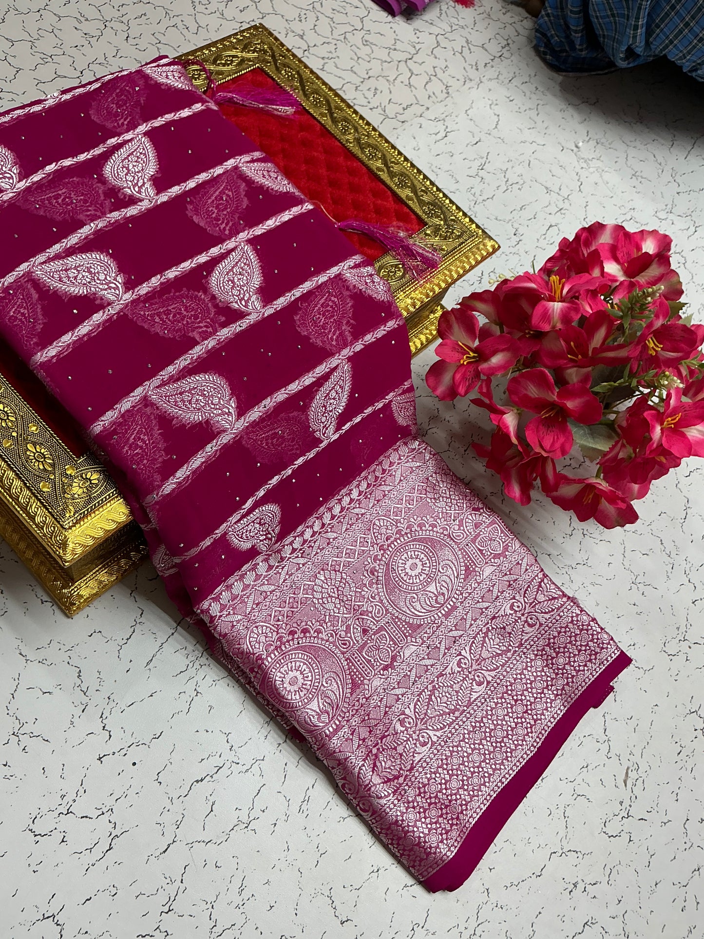 Georgette Fancy Saree β Wine Pink Paisley Sparkle