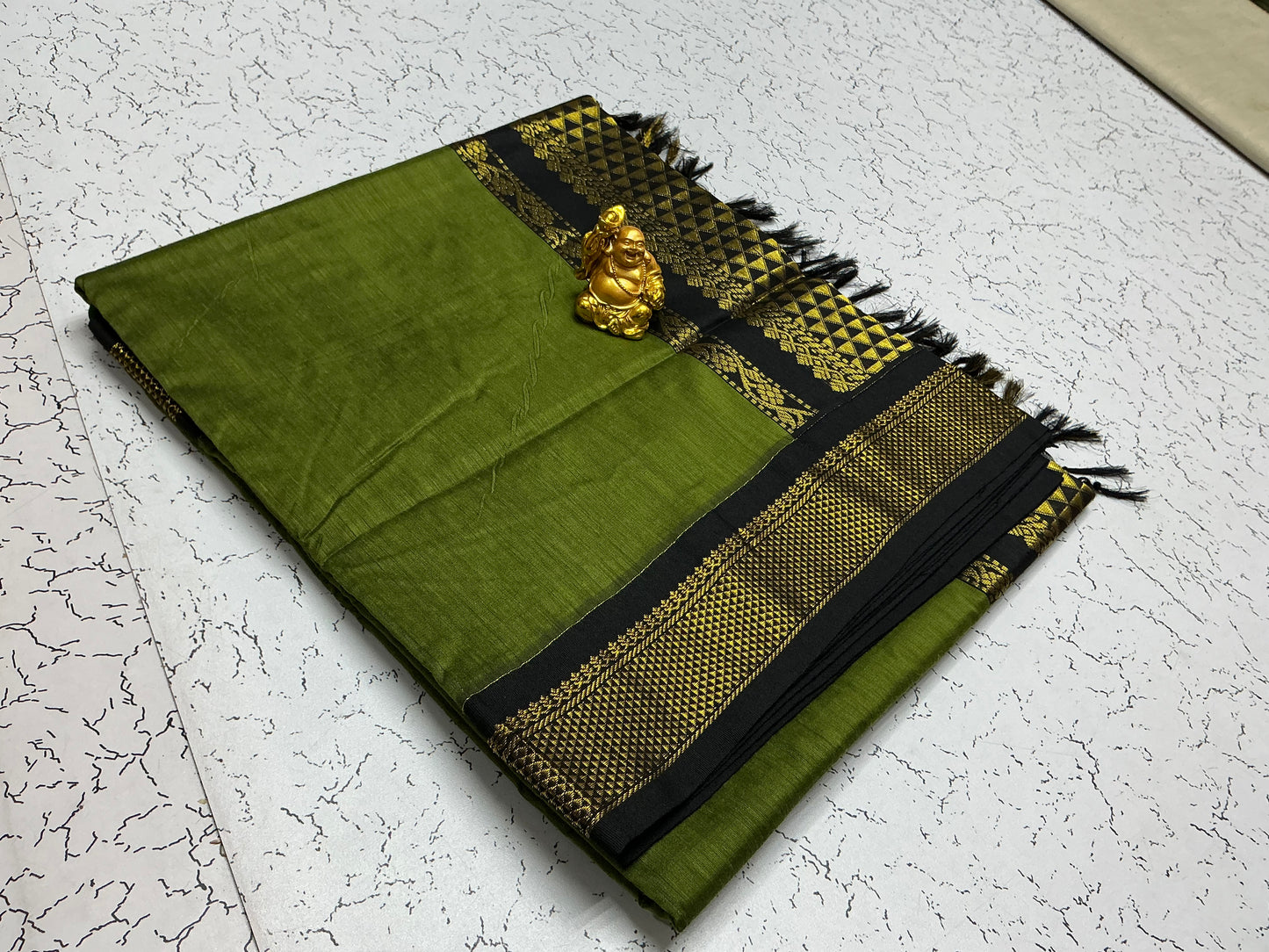 Kalyani Cotton β Olive Green with Black Temple Zari
