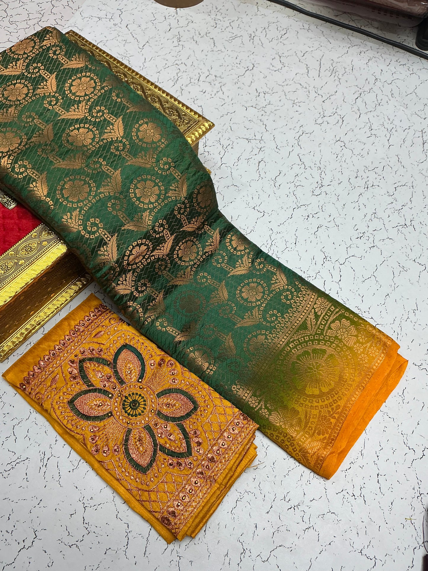 Mulberry_Bridal_Saree_Green_Yellow_Zari