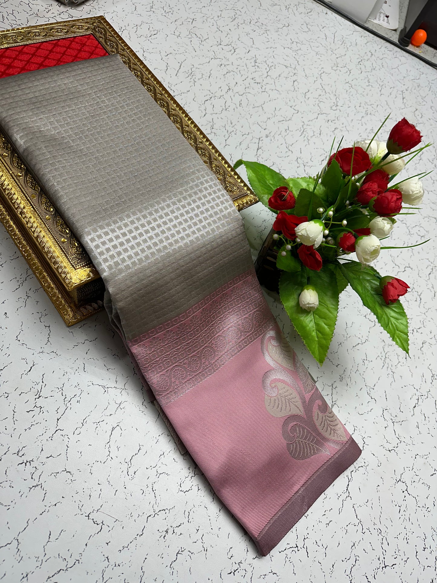 Silk Saree β Grey with Rose Pink Pallu