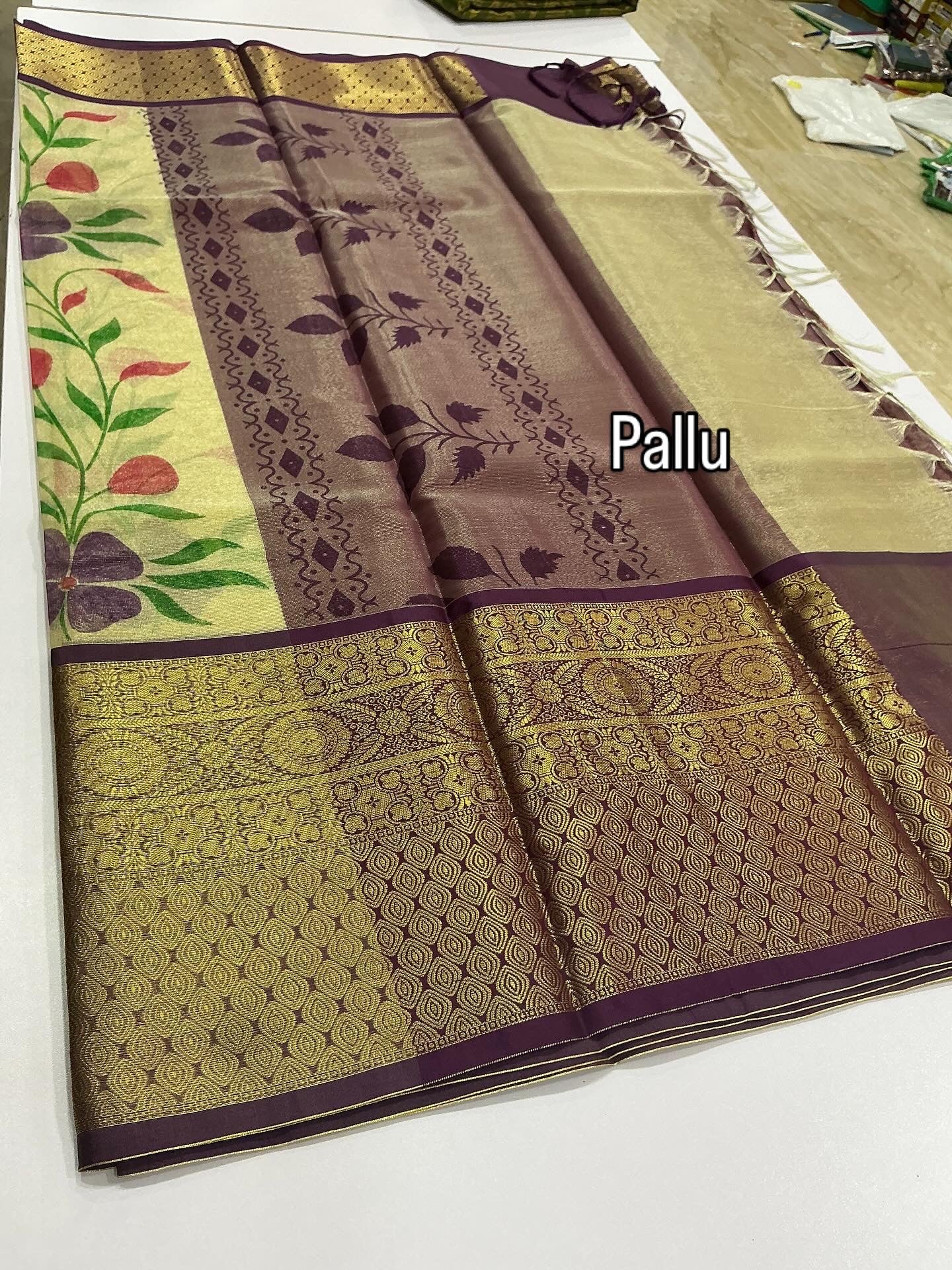 Premium Banaras tissue soft saree