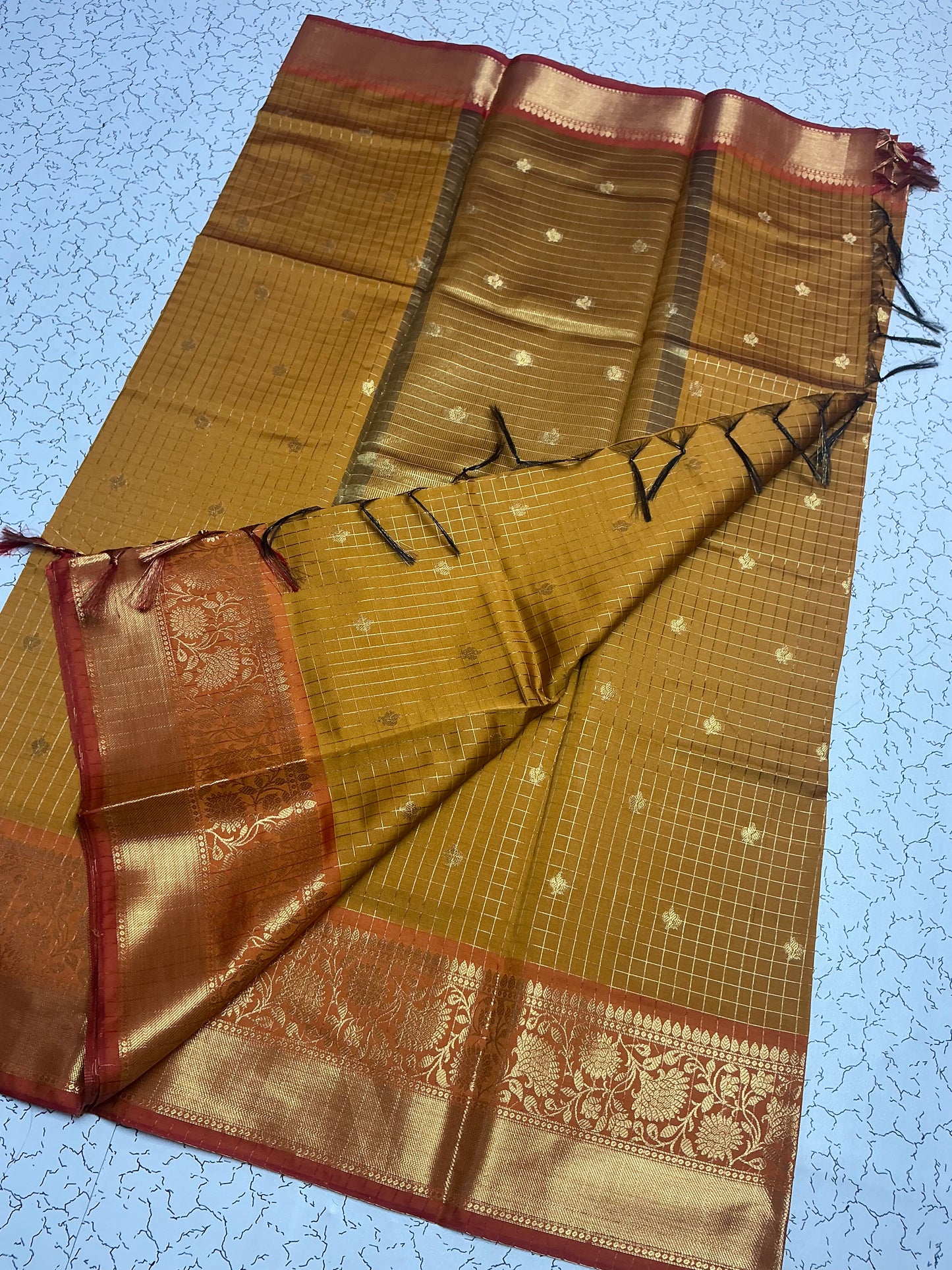 Premium Banaras Soft Silk Saree | Antique Gold | Sri Nandhini Tex | Code: SNTBS01