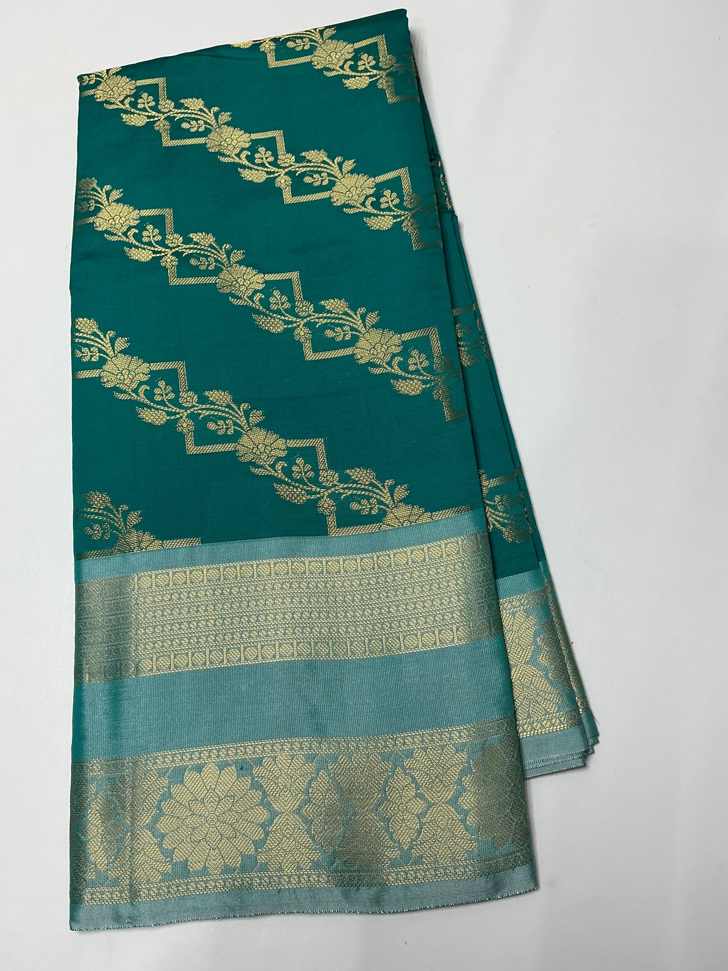 Kanchi silk saree