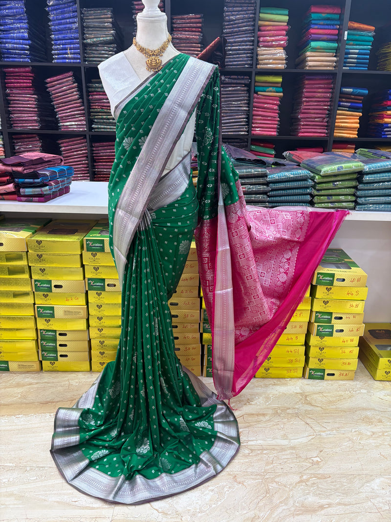 Elampillai Premium Soft Silk Saree – Emerald Green & Pink | Sri Nandhini Tex | Code: SNTESS001