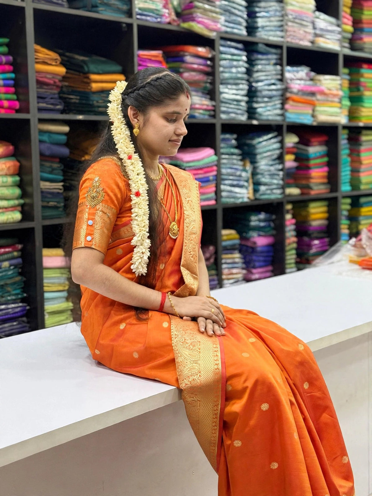 Premium Soft Silk Saree with Rich Gold Zari Border & Elegant Butta Design | Ultra Soft Finish | Sri Nandhini Tex | SNTPSG001