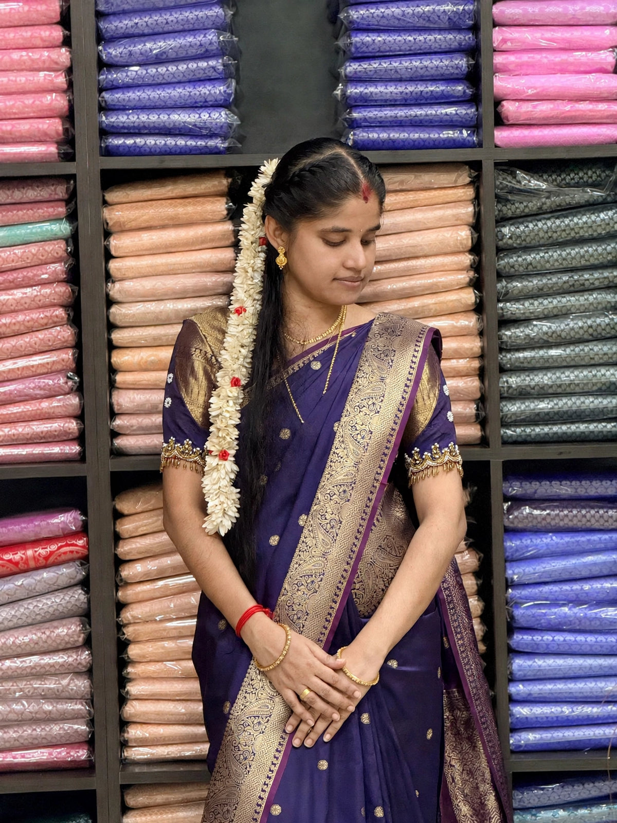 Premium Soft Silk Saree with Rich Gold Zari Border & Elegant Butta Design | Ultra Soft Finish | Sri Nandhini Tex | SNTPSG001