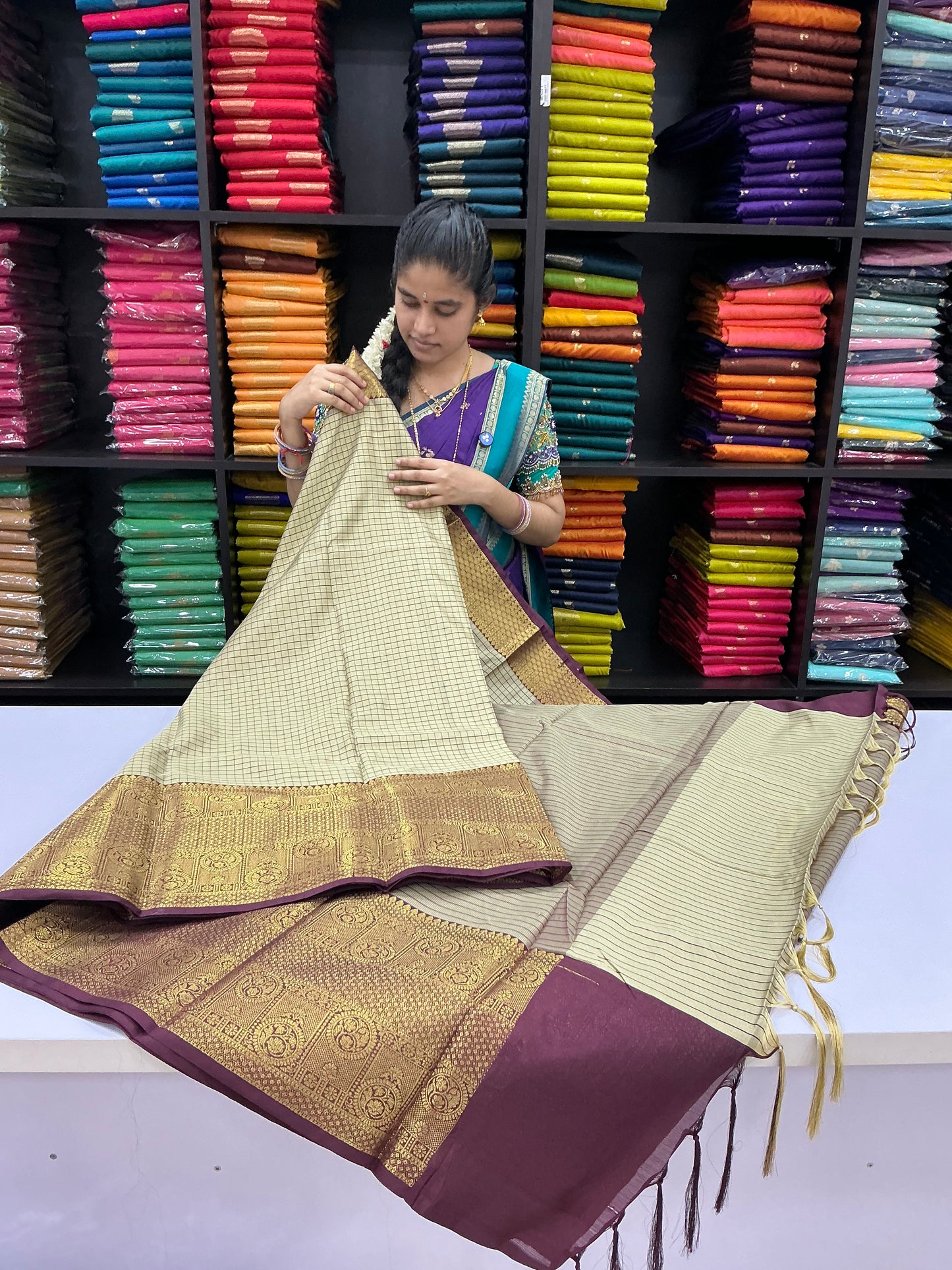 Premium Banaras Soft Silk Saree | Cream Beige with Coffee Brown Border | Traditional Rich Zari Weave | Sri Nandhini Tex
Code: SNTBSS201
