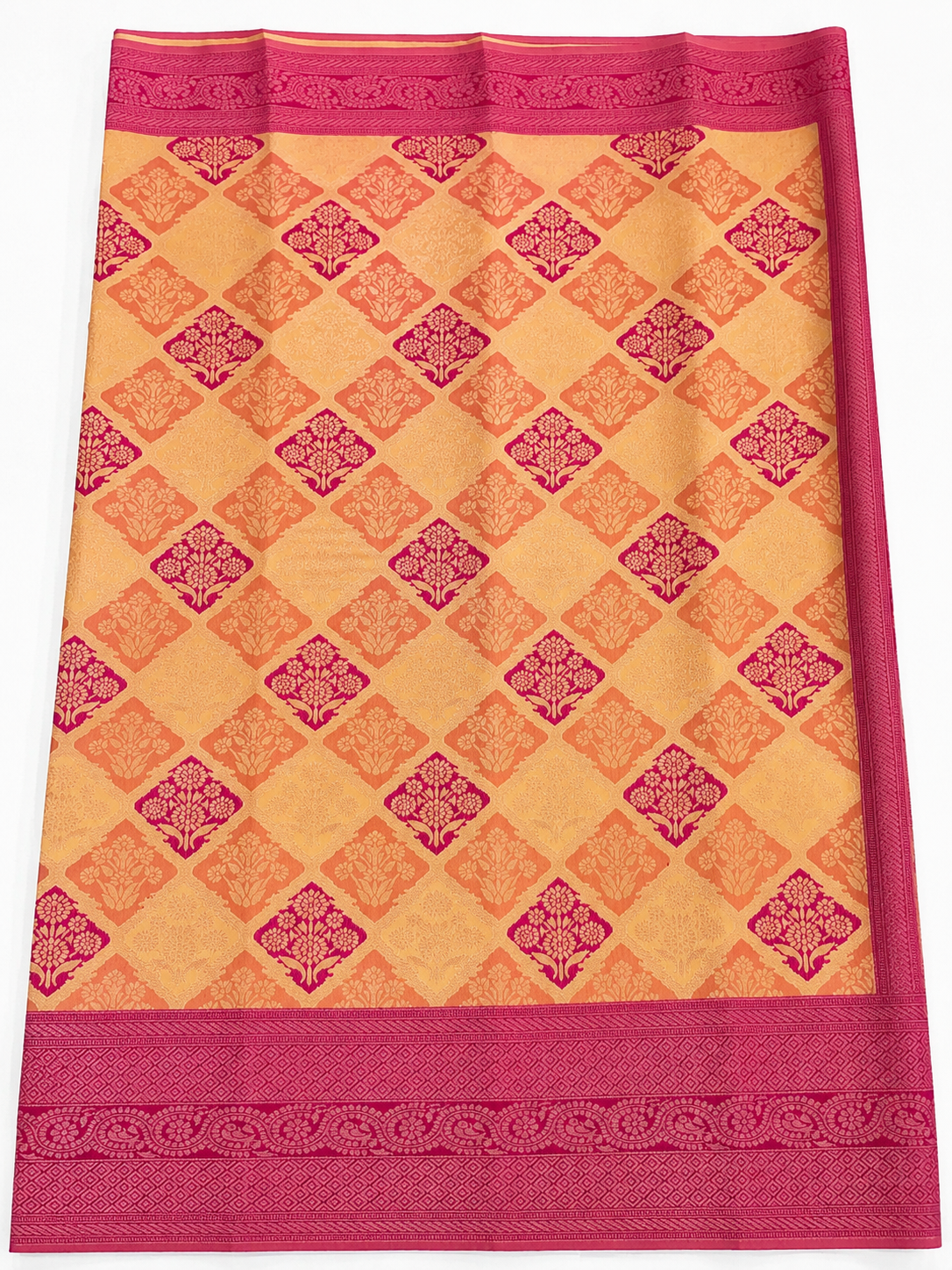 Neelambari Silk Saree | Golden Peach with Rani Pink Zari Border | Traditional Jacquard Weave | Sri Nandhini Tex SNTNS002