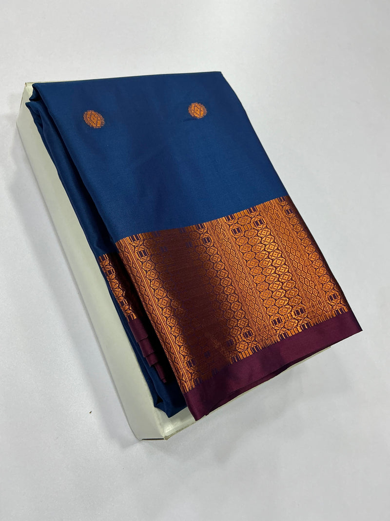 Premium Soft Silk Saree – Navy Blue with Wine Contrast Border | Sri Nandhini Tex | SNTSS017